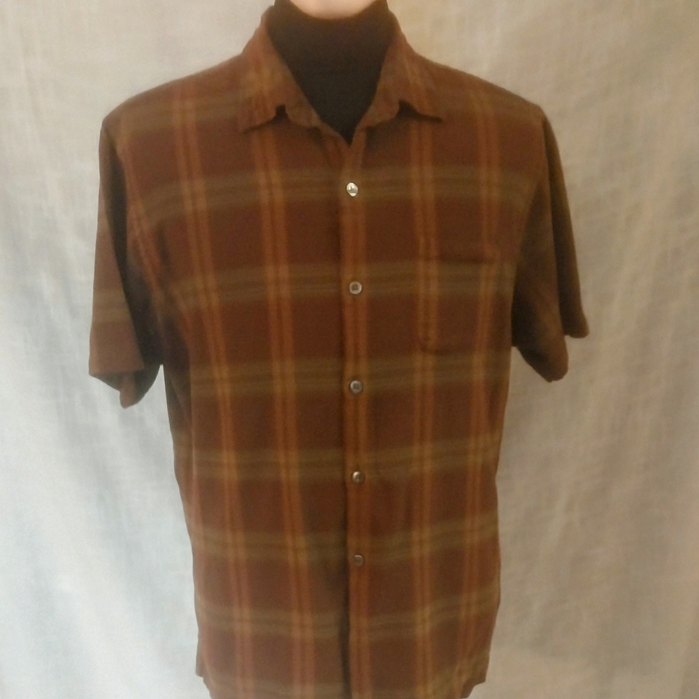 Van Heusen Green and Brown Casual Button Down Shirt
